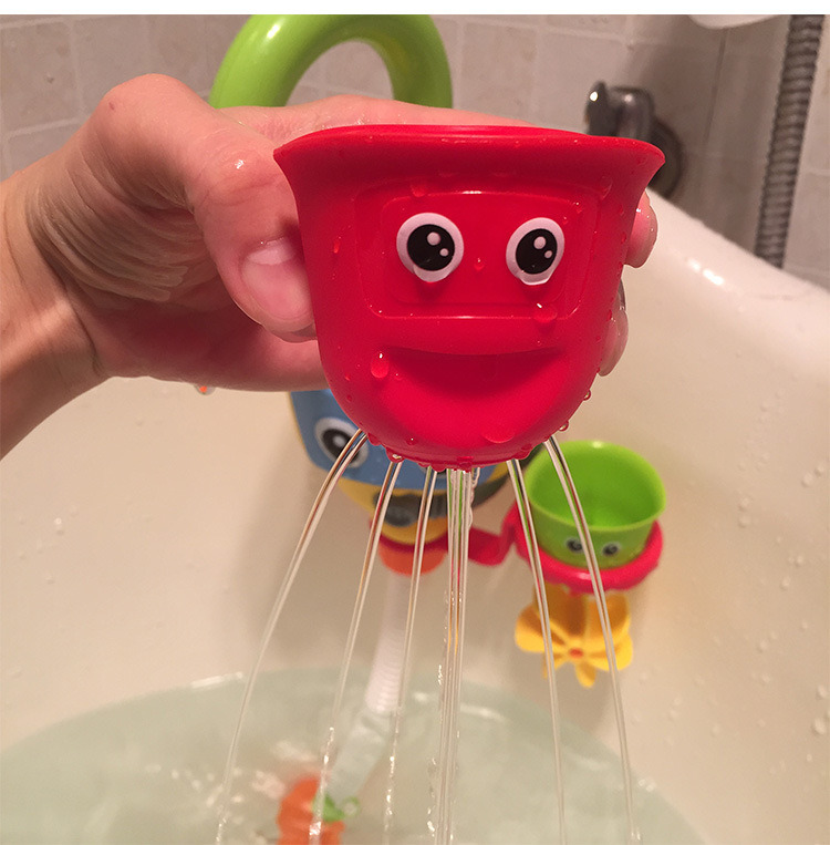bath sprinkler toy